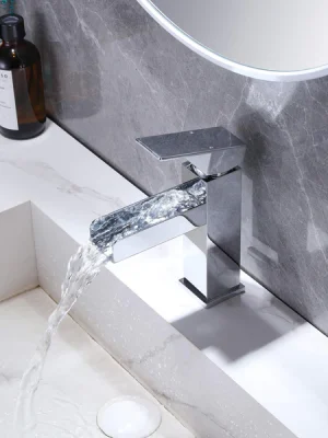 Chrome_Bathroom_Faucet_72cefc51-ede2-4c97-bbb6-c81684e96bd9_600x600